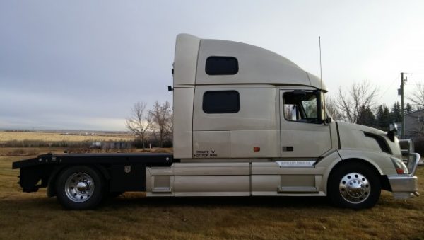 SOLD – ‘RANGER’ a Pristine 2006 Volvo Model 780 - Image 12