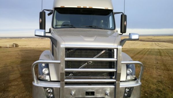 SOLD – ‘RANGER’ a Pristine 2006 Volvo Model 780 - Image 15