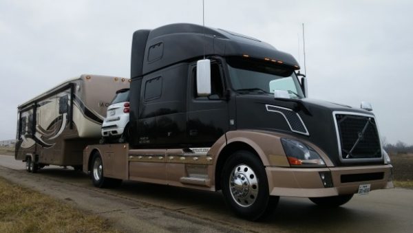 SOLD – Road-Ready 2009 Volvo 780 named SNICK