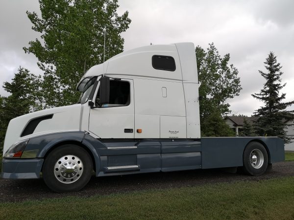 SOLD - Low Mileage RVHauler named CHILL - Image 10