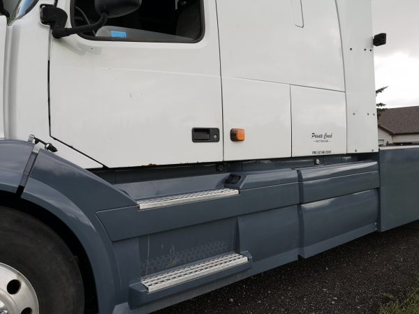 SOLD - Low Mileage RVHauler named CHILL - Image 21