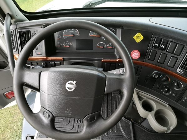 SOLD - Low Mileage RVHauler named CHILL - Image 27