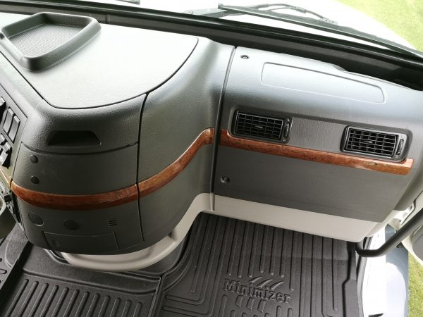 SOLD - Low Mileage RVHauler named CHILL - Image 25