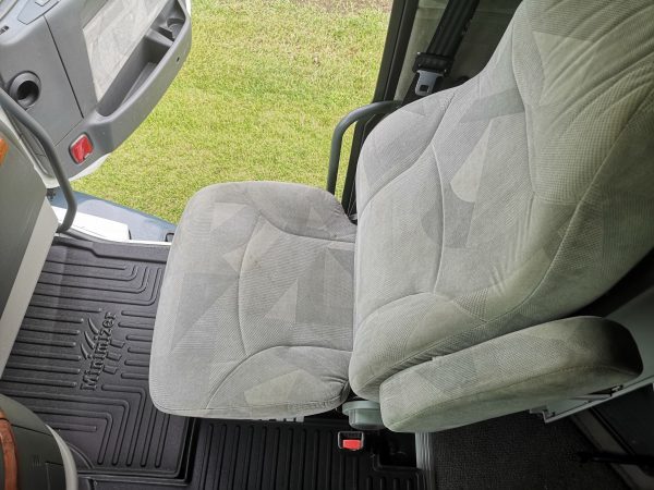 SOLD - Low Mileage RVHauler named CHILL - Image 24