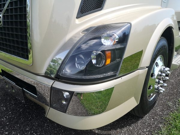 SOLD - Straight from Volvo into our Shop - only 14,000 miles MEET DUSTY! - Image 10
