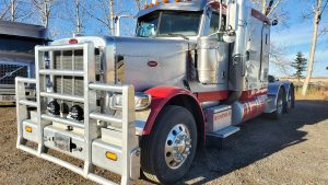 RVHaulers 2010 Peterbilt 388 RYKER