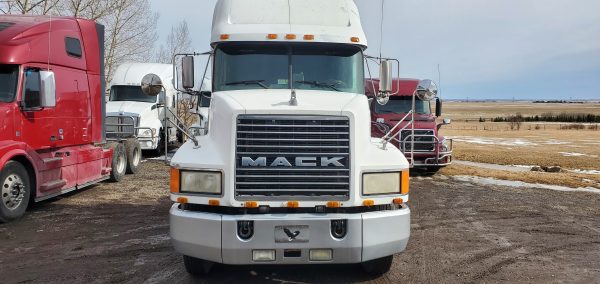 SOLD - 'STUBS' the Short and Nimble MACK - Image 8