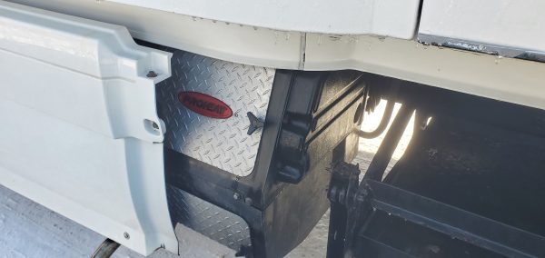 SOLD - FISHER is Smart Car Ready, with APU, Boondocking Ready. - Image 35