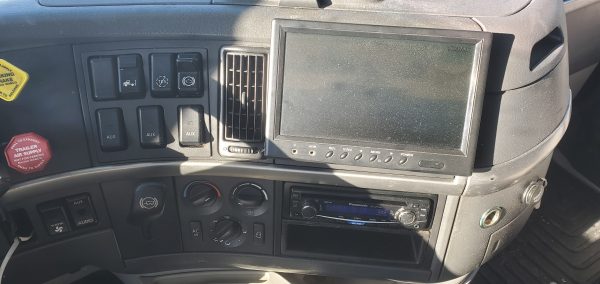 SOLD - FISHER is Smart Car Ready, with APU, Boondocking Ready. - Image 29