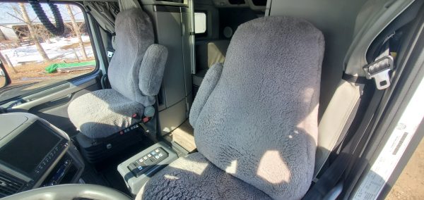 SOLD - FISHER is Smart Car Ready, with APU, Boondocking Ready. - Image 37