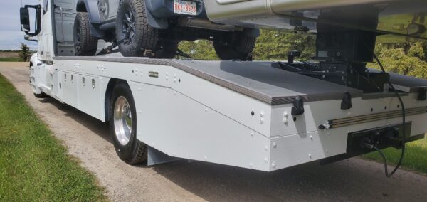 COMING SOON - YORK the 2019 Volvo Model 760 - Image 18