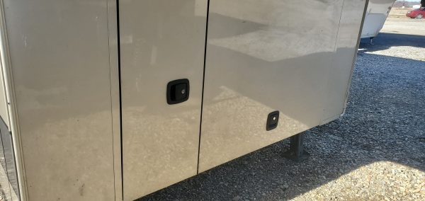 LUXURY 4-Seasons Continental Coach 41 Foot 5th Wheel by Forks RV - Image 17