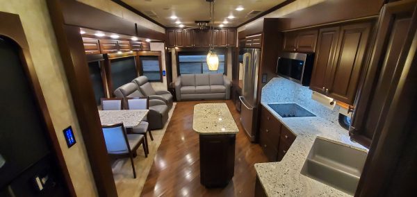 LUXURY 4-Seasons Continental Coach 41 Foot 5th Wheel by Forks RV - Image 19