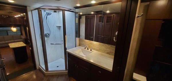 LUXURY 4-Seasons Continental Coach 41 Foot 5th Wheel by Forks RV - Image 34