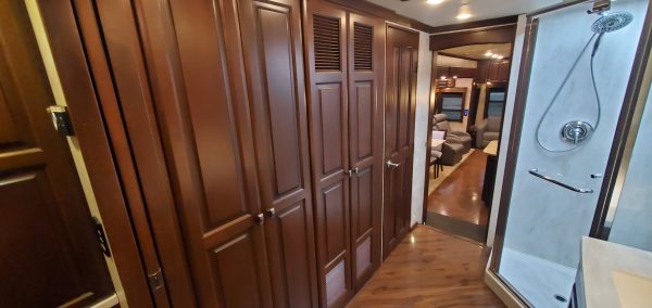 LUXURY 4-Seasons Continental Coach 41 Foot 5th Wheel by Forks RV - Image 35