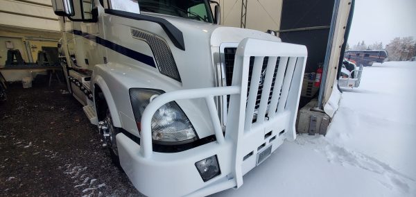 SOLD - MAVERICK - Boondocking Dream RV Hauler - Image 4