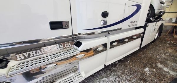 SOLD - MAVERICK - Boondocking Dream RV Hauler - Image 20
