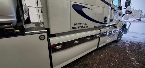 SOLD - MAVERICK - Boondocking Dream RV Hauler - Image 12