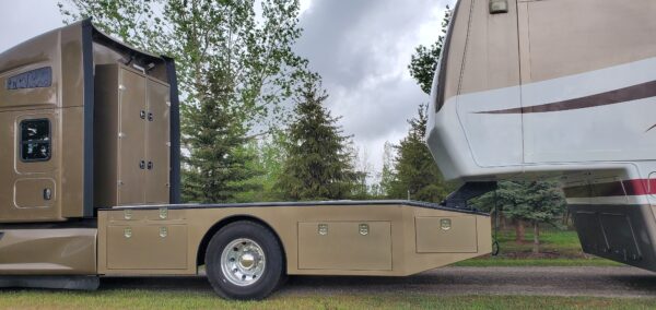 SOLD!  Kenworth T680 ONLY 12,000 miles! - Image 8