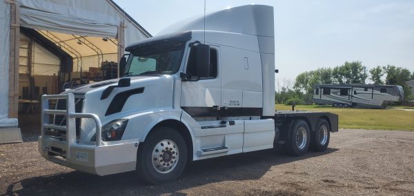 FOR SALE - 'Checkers' a Special Upgraded 2012 Volvo 630 - Image 4