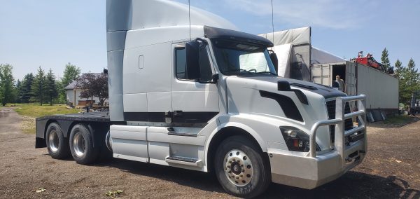 FOR SALE - 'Checkers' a Special Upgraded 2012 Volvo 630 - Image 10