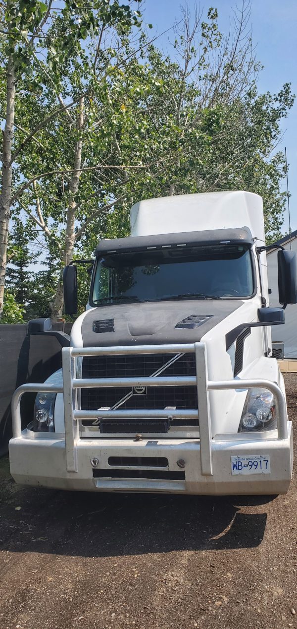 FOR SALE - 'Checkers' a Special Upgraded 2012 Volvo 630 - Image 3