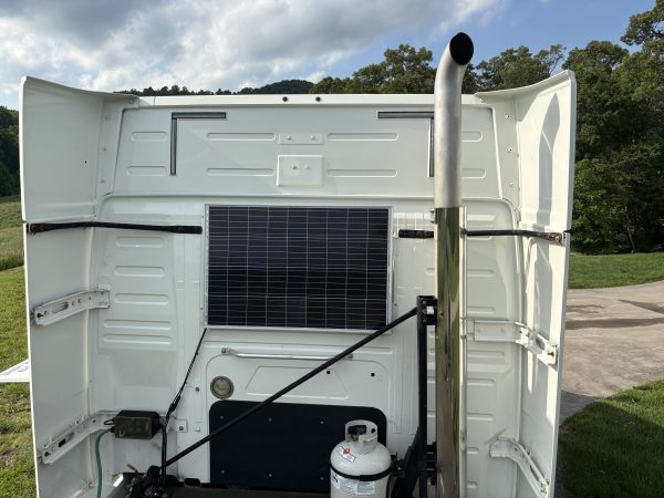FOR SALE - GANDALF the White Volvo 730 with Smart Car - Image 28