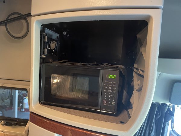 FOR SALE - GANDALF the White Volvo 730 with Smart Car - Image 72