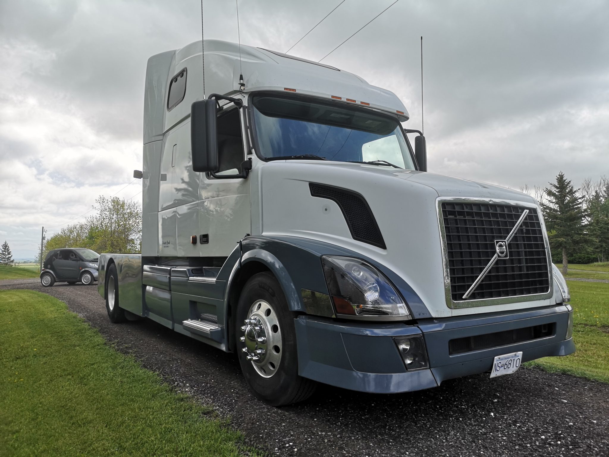 SOLD – Low Mileage RVHauler named CHILL