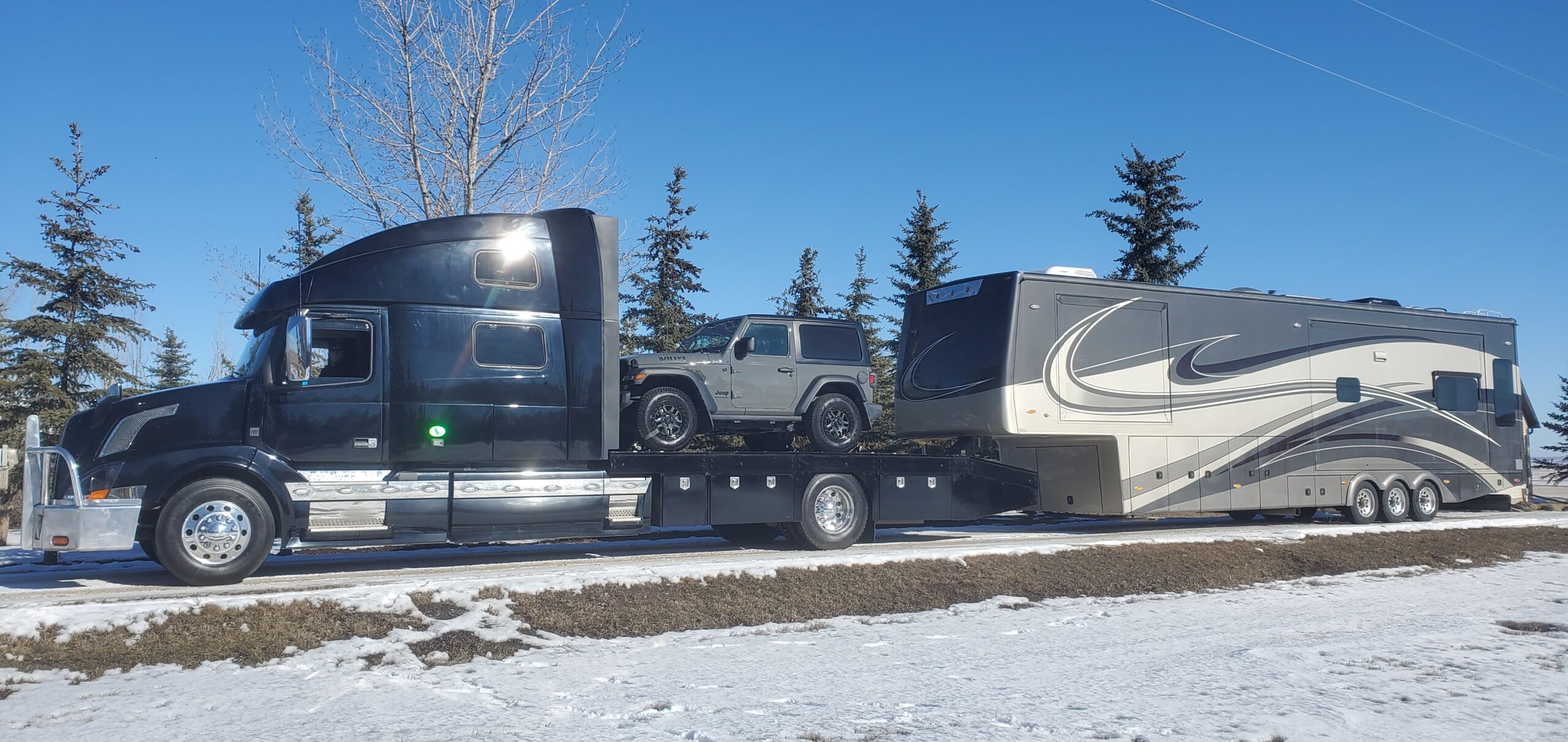 SOLD – “DUCK” A Volvo 780 is Ready!