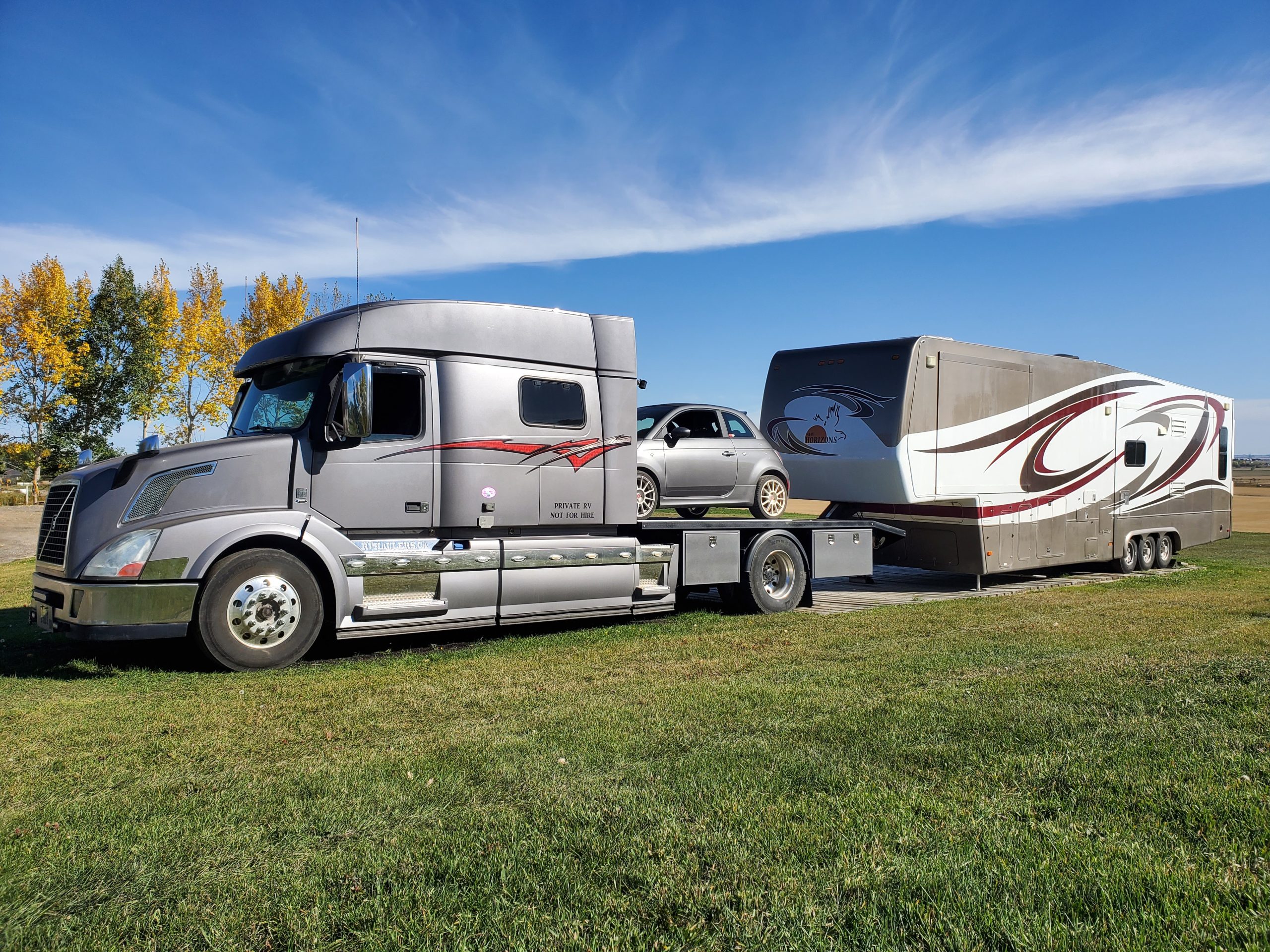 SOLD UNIQUE 2015 Volvo 730 named RUDY – Load Lengthwise! - Image 43
