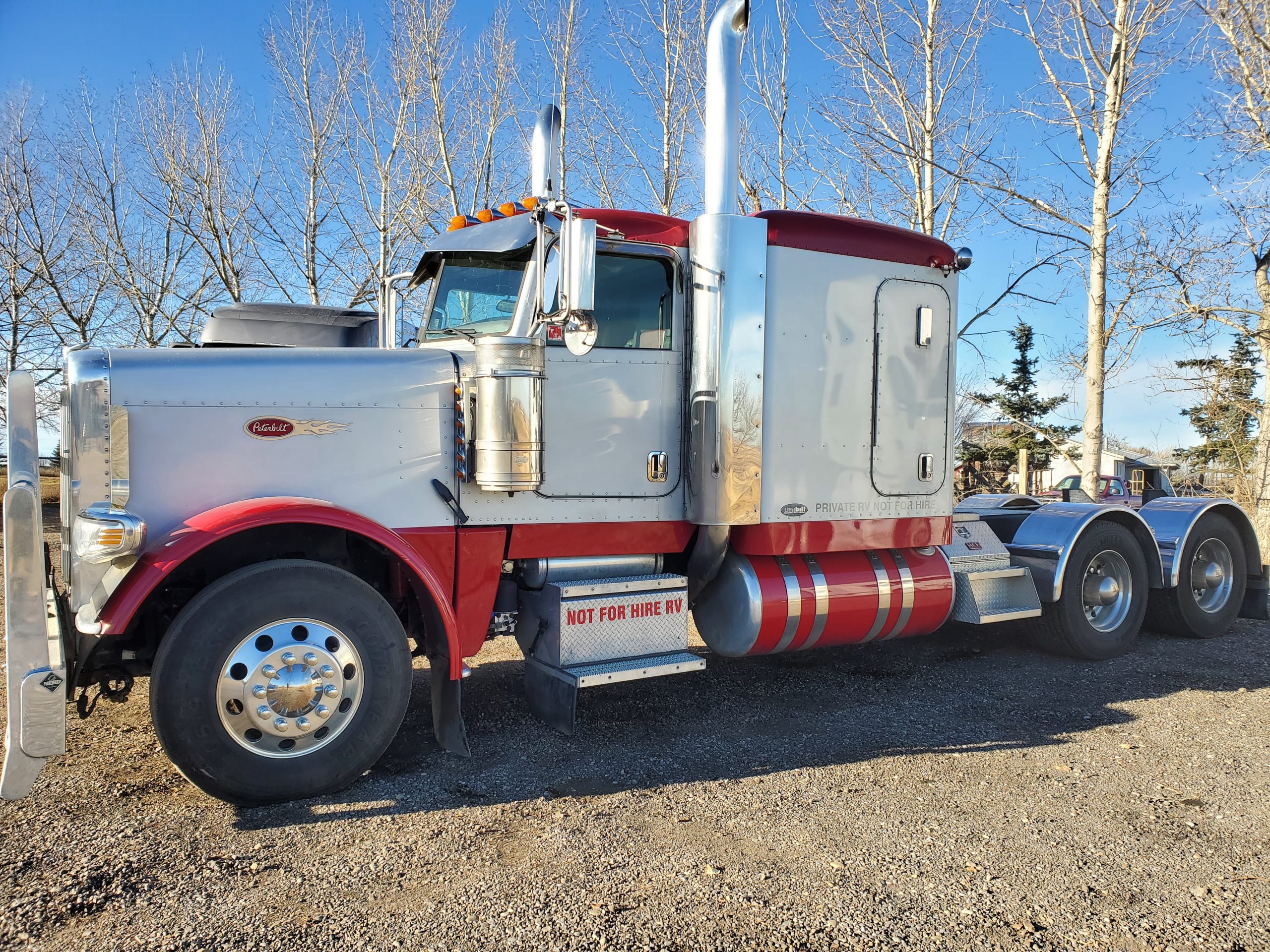 SOLD Peterbilt Model 388 Named RYKER with only 230,000 miles! - Image 32