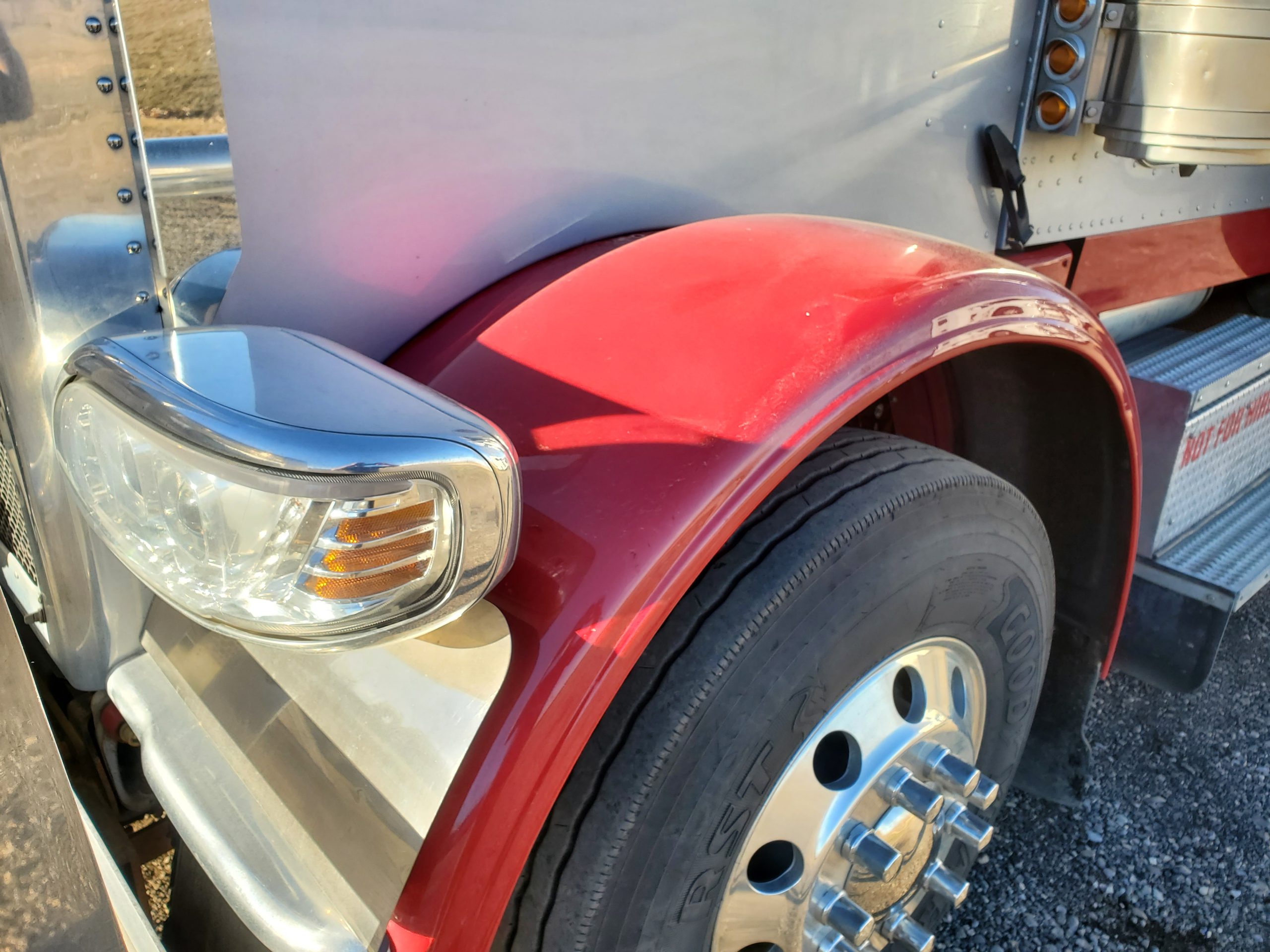 SOLD Peterbilt Model 388 Named RYKER with only 230,000 miles! - Image 22