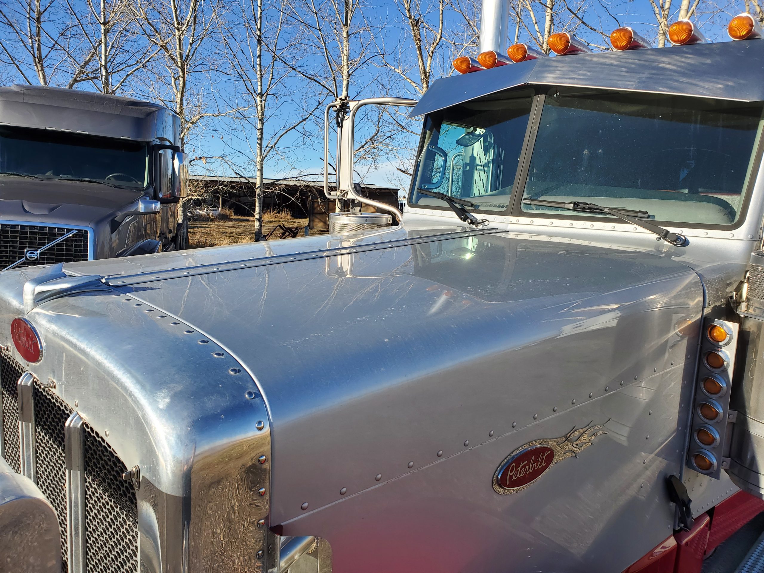 SOLD Peterbilt Model 388 Named RYKER with only 230,000 miles! - Image 23