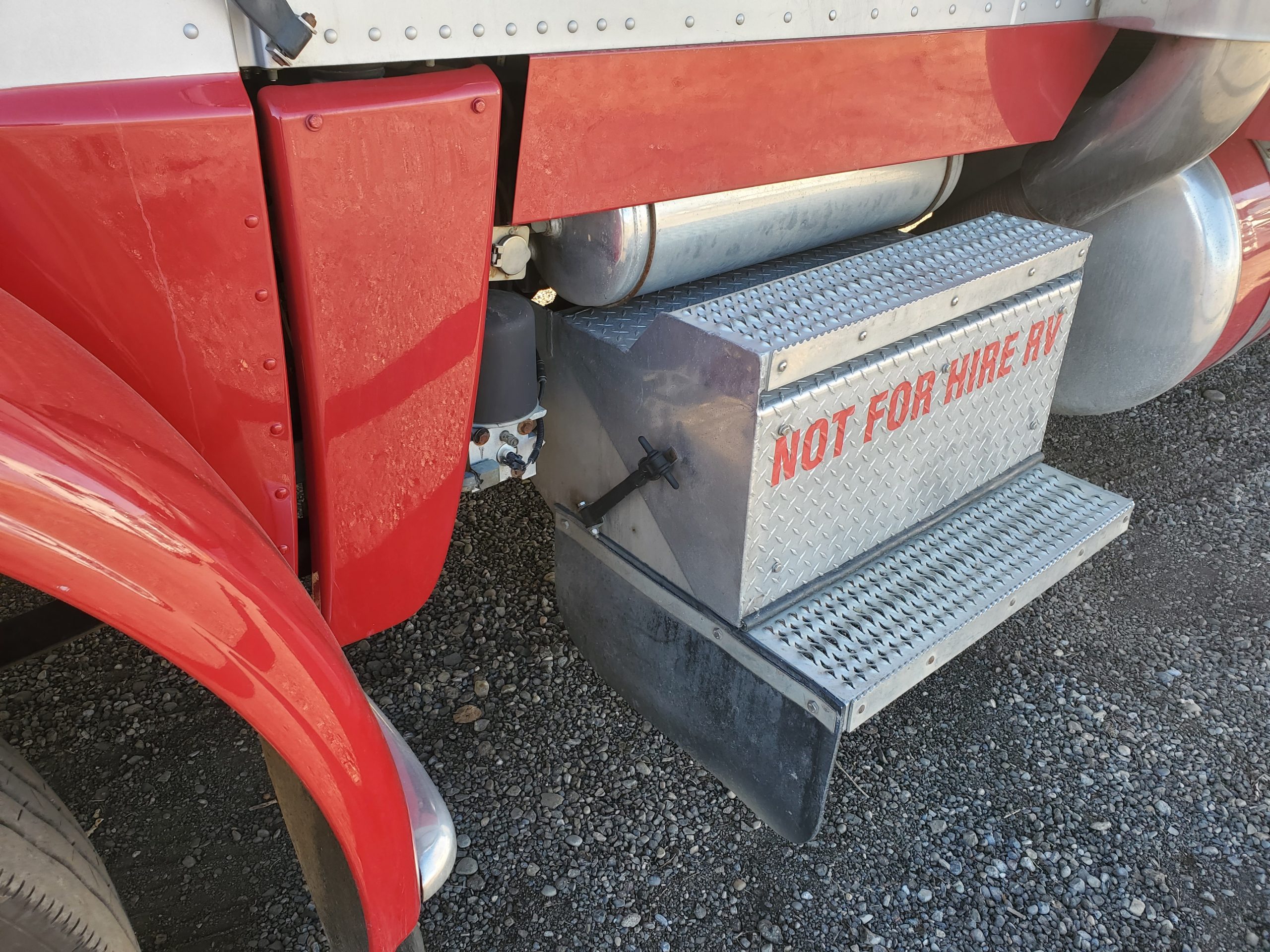 SOLD Peterbilt Model 388 Named RYKER with only 230,000 miles! - Image 24