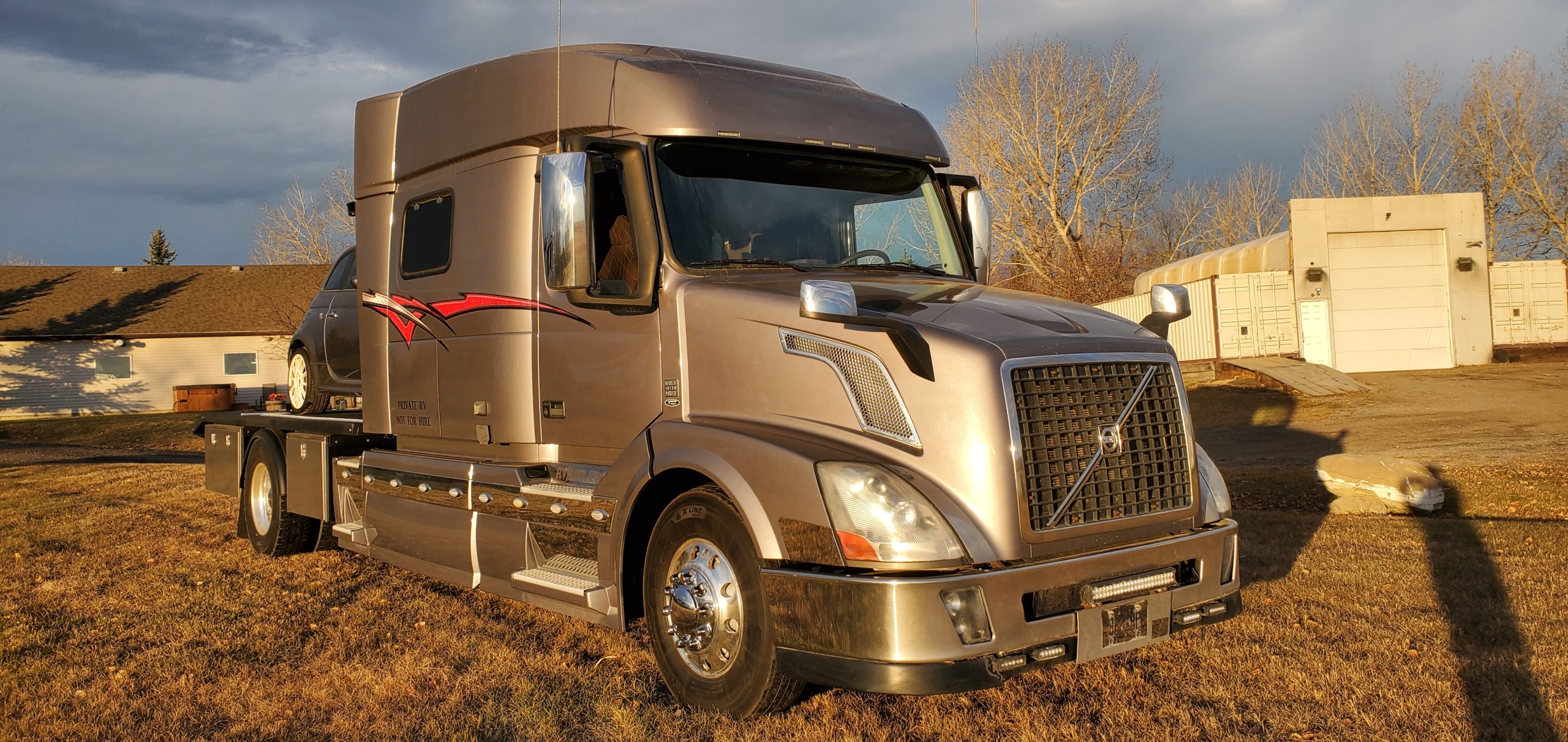 SOLD UNIQUE 2015 Volvo 730 named RUDY – Load Lengthwise! - Image 41