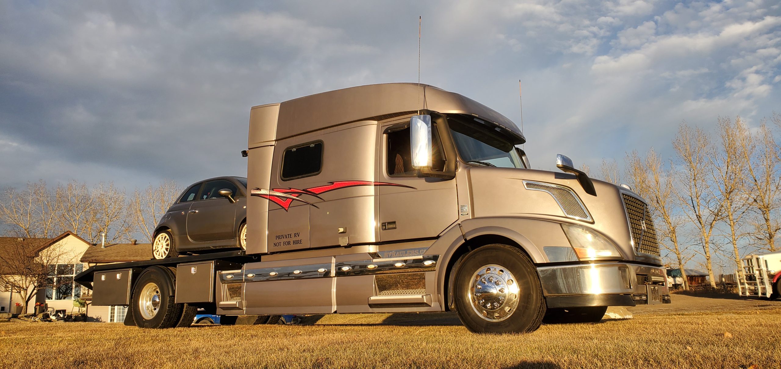 SOLD UNIQUE 2015 Volvo 730 named RUDY – Load Lengthwise! - Image 36
