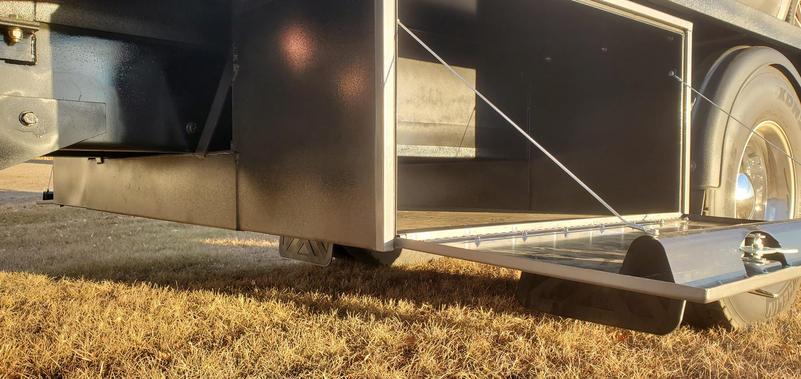 SOLD UNIQUE 2015 Volvo 730 named RUDY – Load Lengthwise! - Image 27