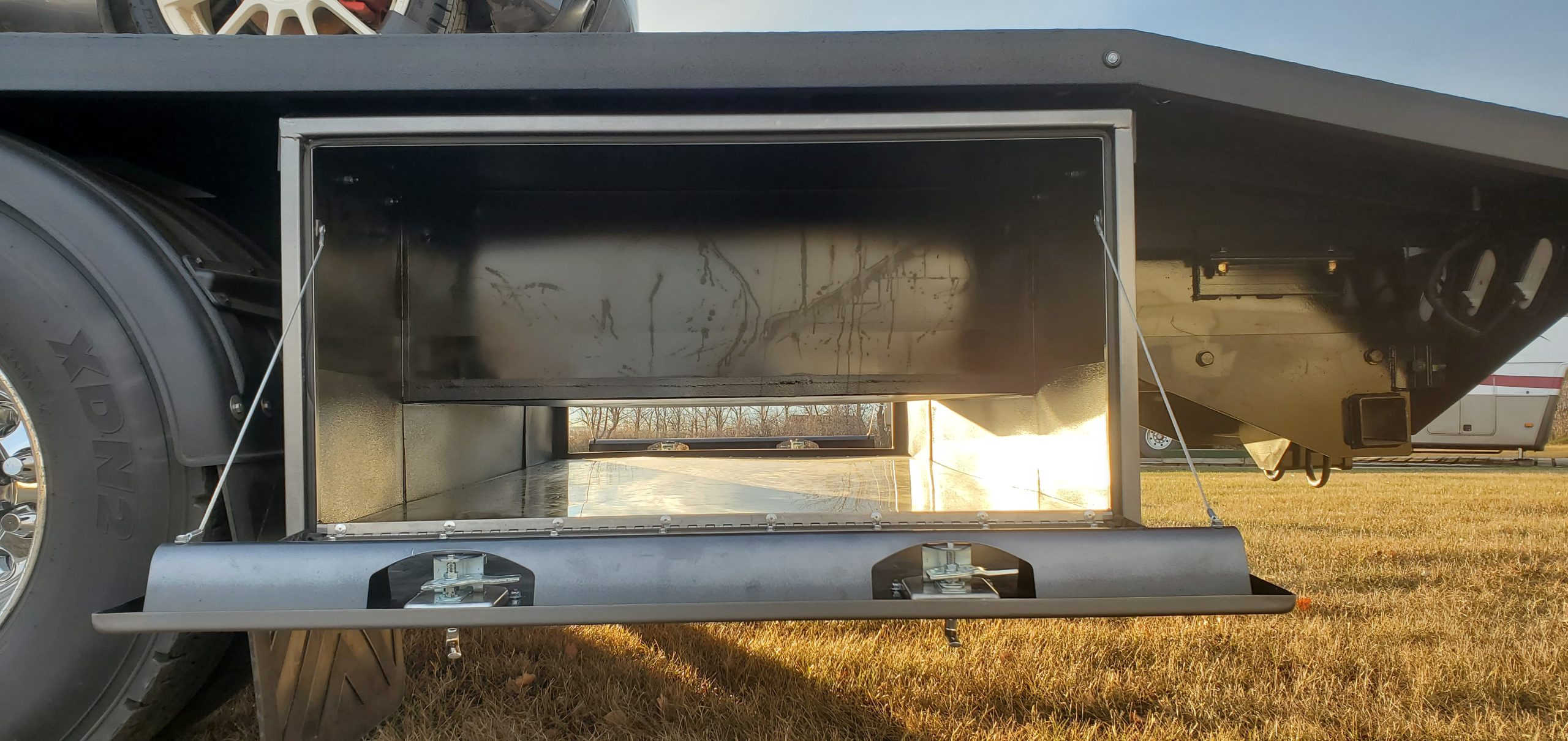 SOLD UNIQUE 2015 Volvo 730 named RUDY – Load Lengthwise! - Image 28