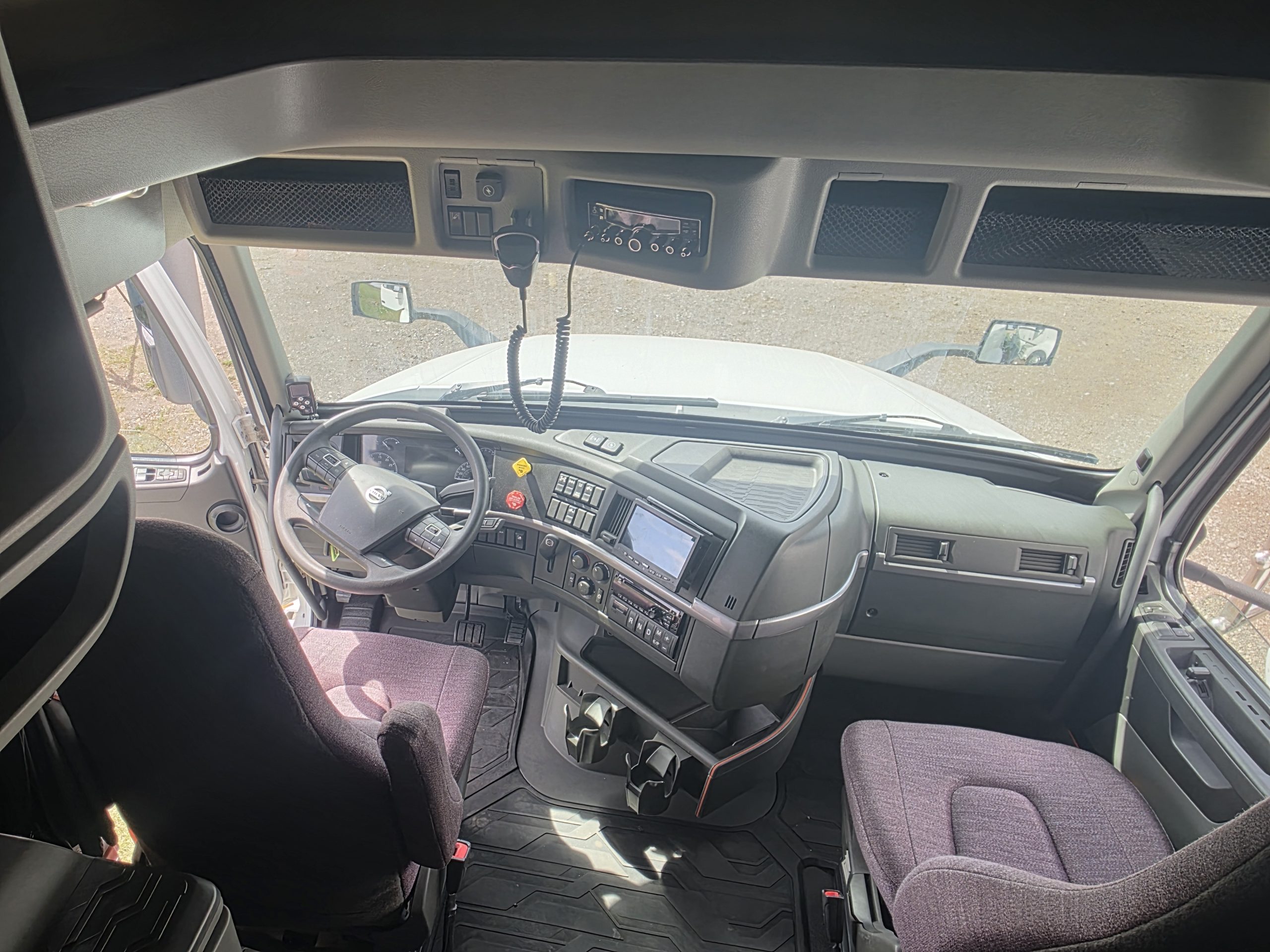 SOLD - DAVENPORT - 2020 Volvo 760 Jeep Bed - Image 20
