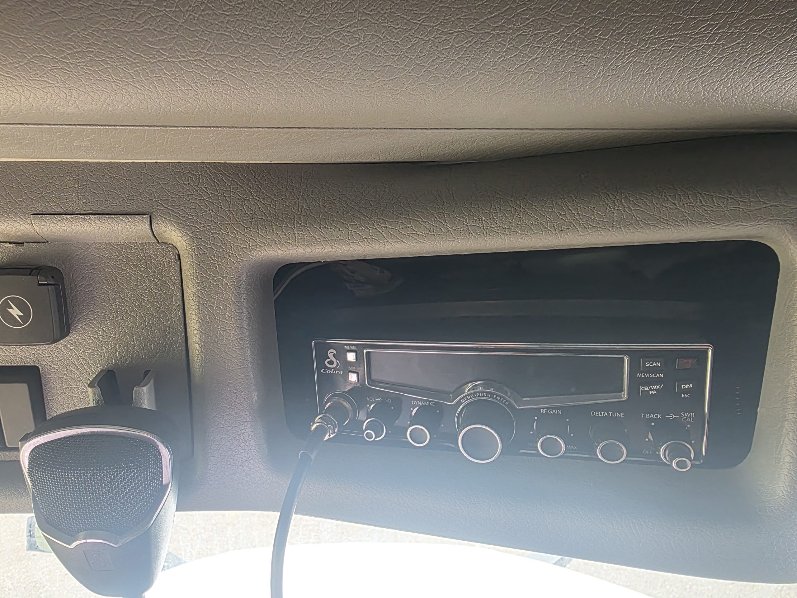 SOLD - DAVENPORT - 2020 Volvo 760 Jeep Bed - Image 22
